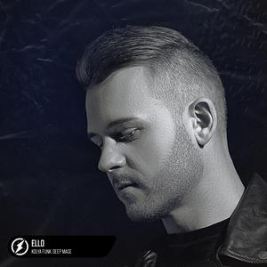 一边洗澡一边被c捏奶头视频
